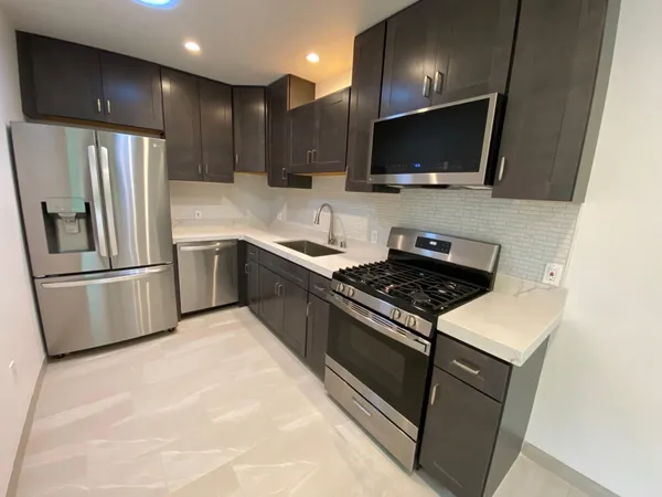 $3,000 | 1117 Crestline Drive, Santa Barbara, CA 93105