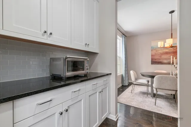 $799,900 | 20451 North Joshua Court, Deer Park, IL 60010