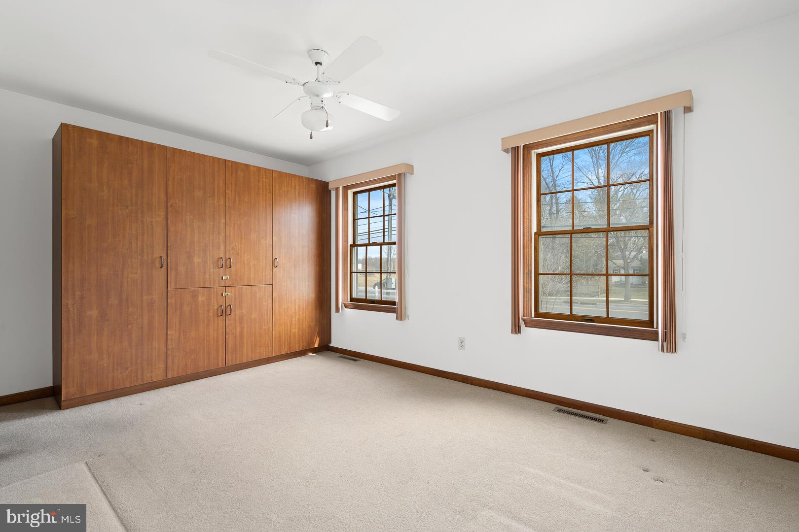 29 Penn Lyle Road Princeton Junction, NJ 08550 - Photo 9 of 21 Additional first floor bedroom or study