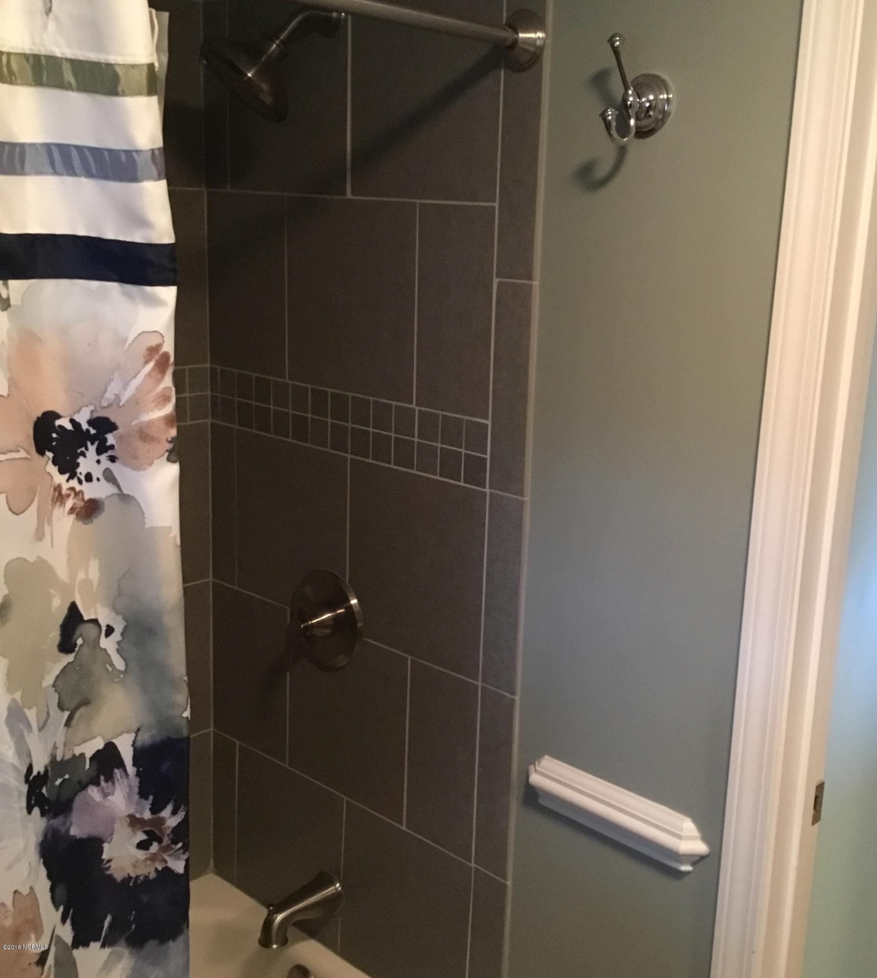 1204 Elizabeth Road West Wilson, NC 27893 - Photo 15 of 17 bathroom (3) 1