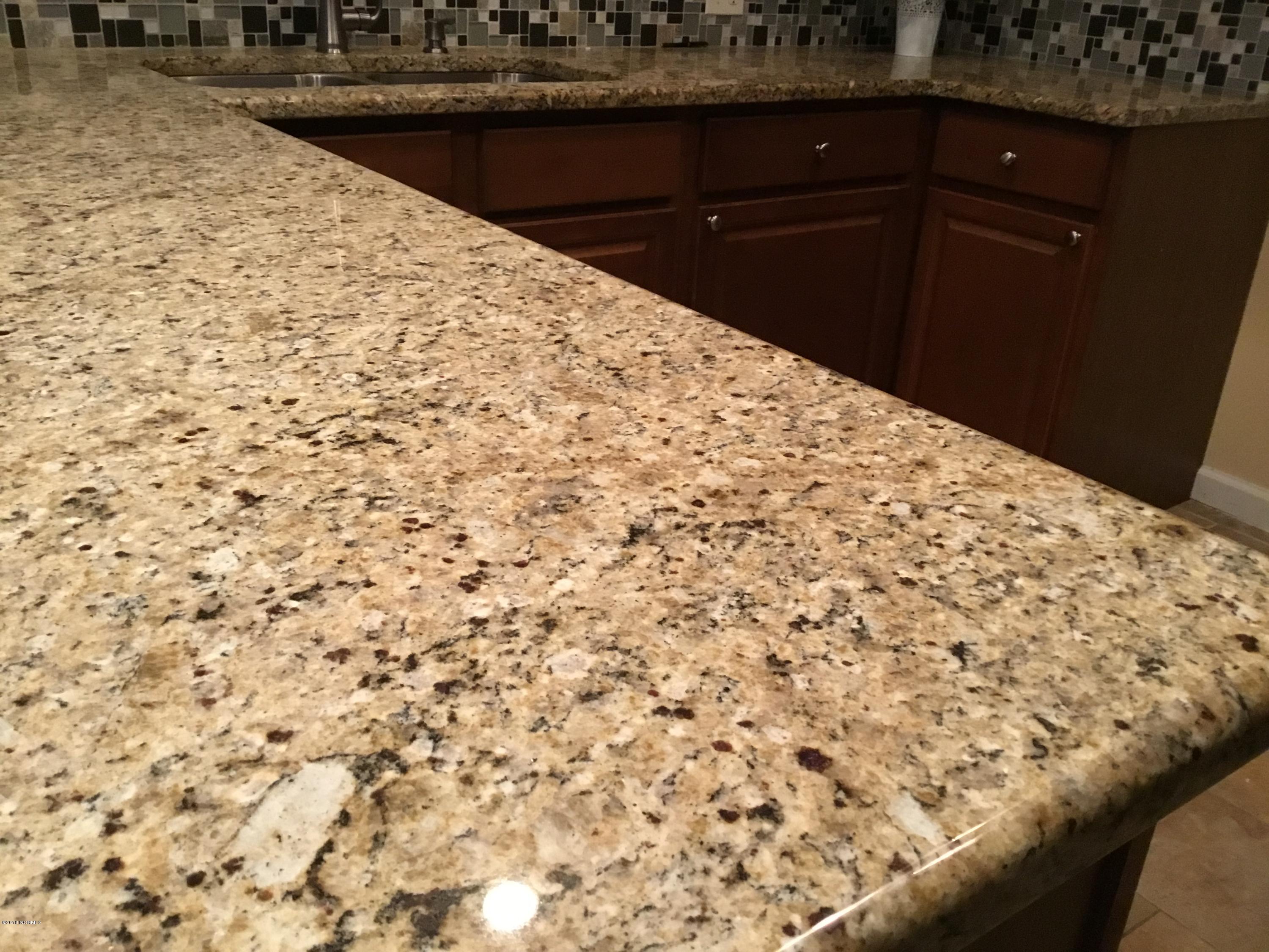 1204 Elizabeth Road West Wilson, NC 27893 - Photo 3 of 17 Granite