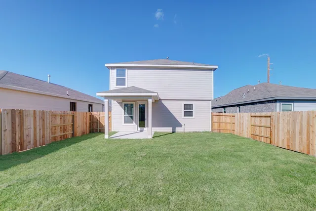 $2,100 | 9307 Central Place, Magnolia, TX 77354