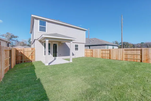 $2,100 | 9307 Central Place, Magnolia, TX 77354