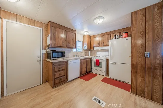 $68,500 | 5935 Live Oak Drive, Unit 25, Kelseyville, CA 95451