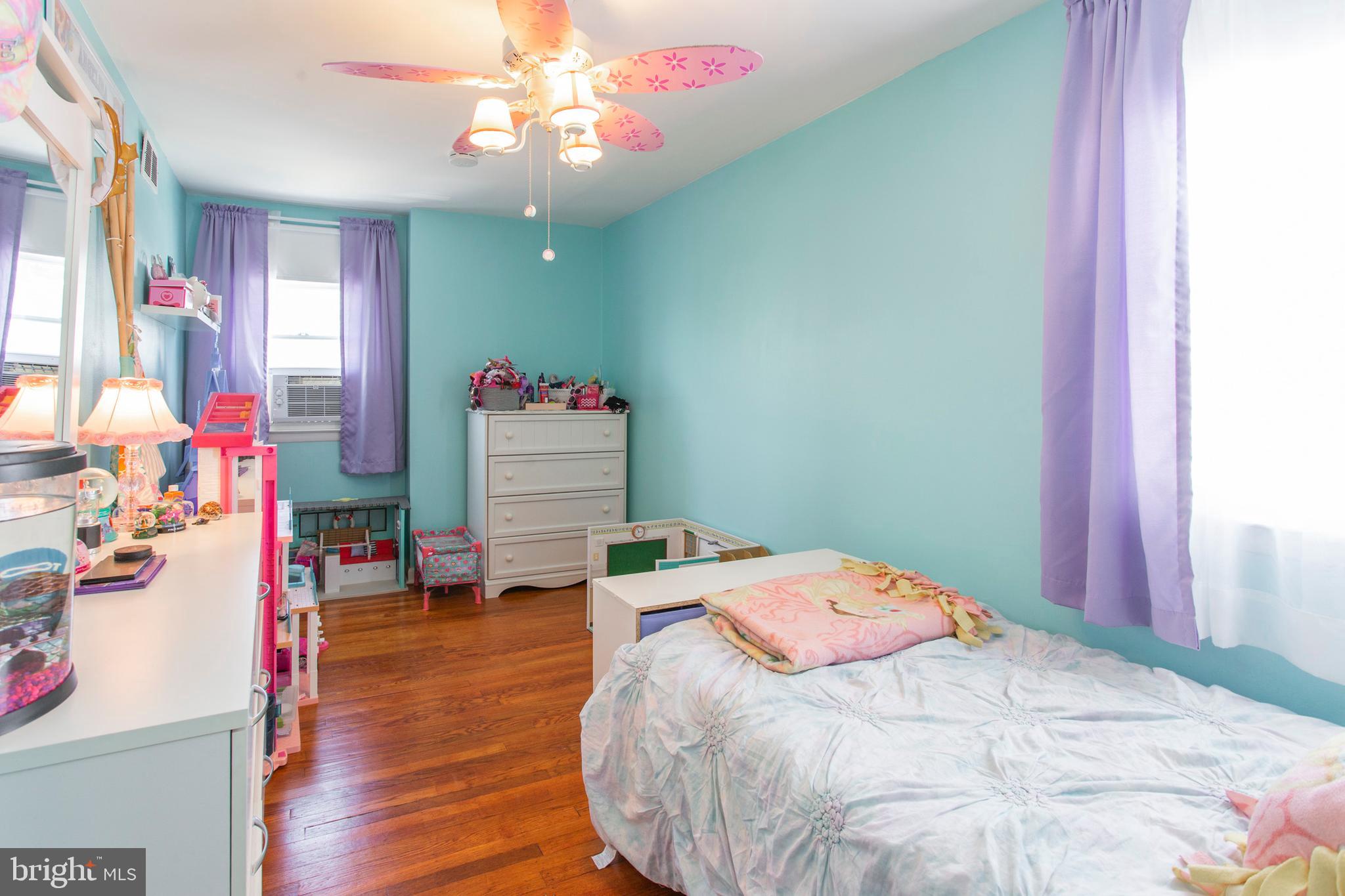 9937 Bridle Road Philadelphia, PA 19115 - Photo 22 of 36 Gallery Image 22