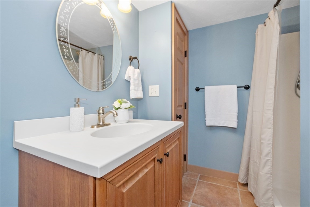 173 Wilder Road Bolton, MA 01740 - Photo 23 of 41 Gallery Image 23