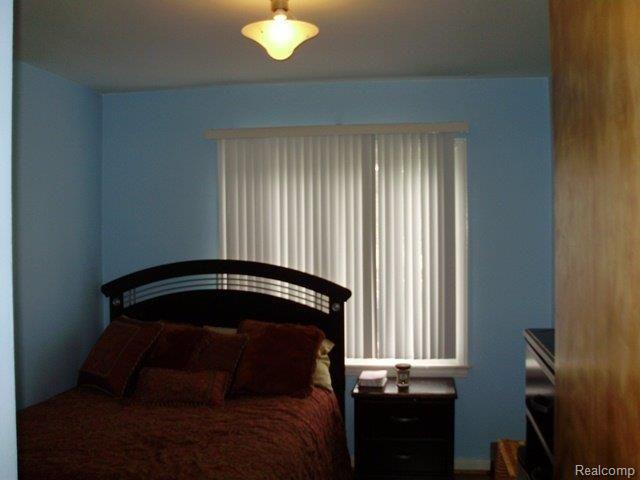 4110 Grandview Road Royal Oak, MI 48073 - Photo 13 of 21 Bedroom 3.JPG