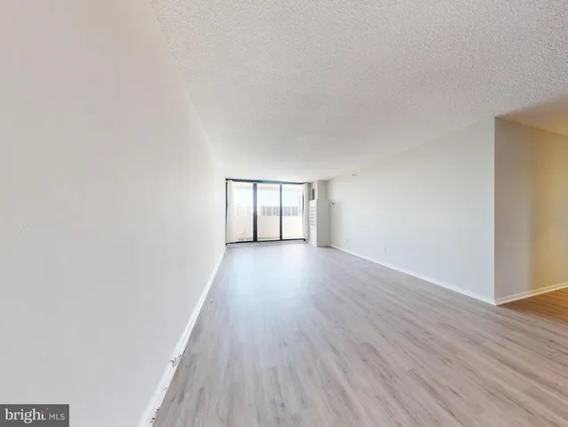 $2,000 | 5911 Edsall Road, Unit PH02, Alexandria, VA 22304