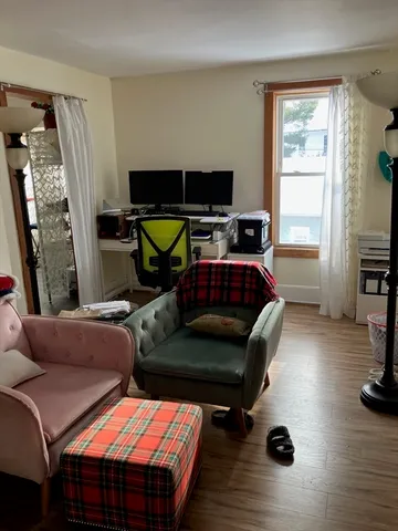 $1,950 | 36 Glendale Street, Unit 2, Maynard, MA 01754