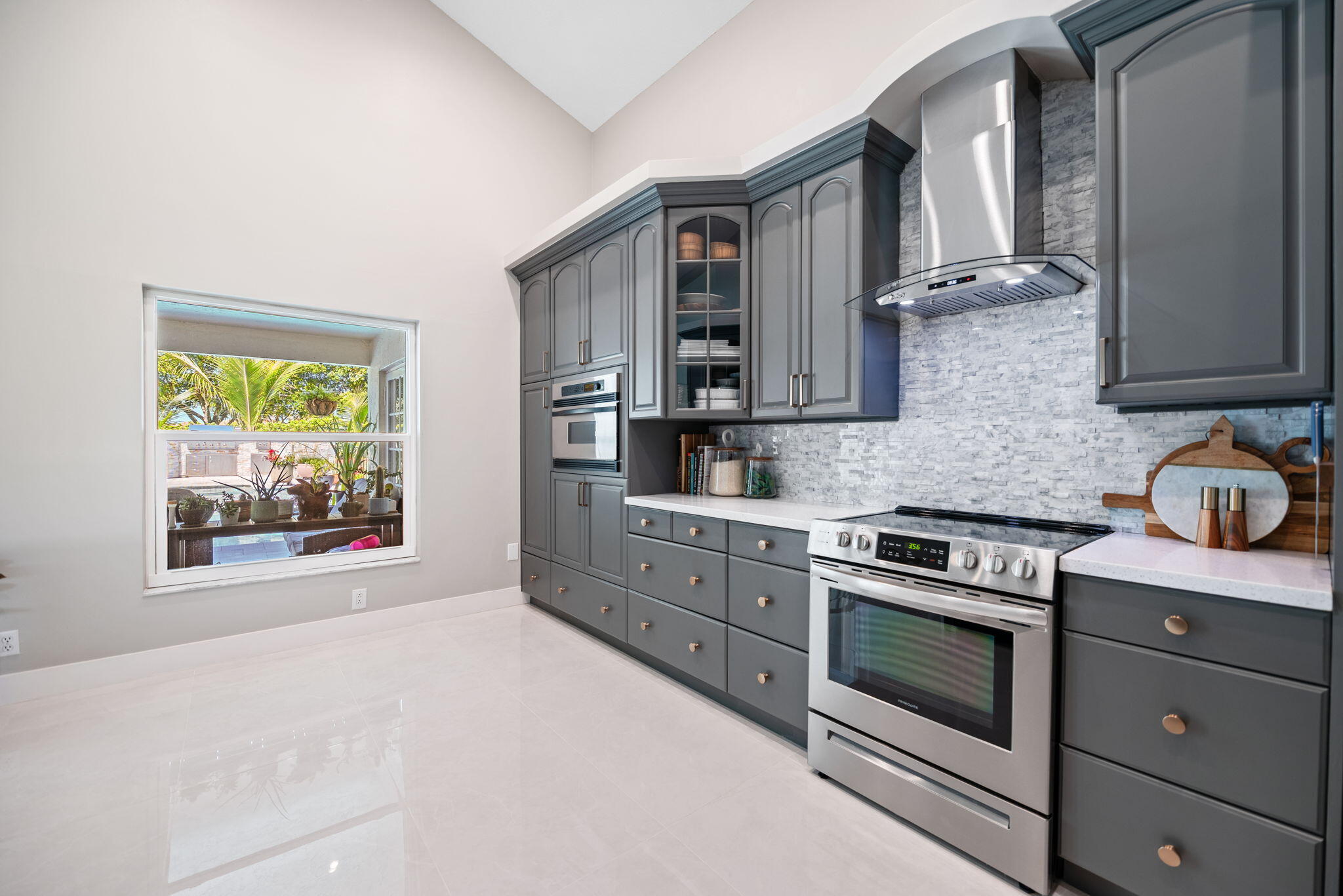 22612 Middletown Drive Boca Raton, FL 33428 - Photo 13 of 46 15-web-or-mls-22612-middletown-dr
