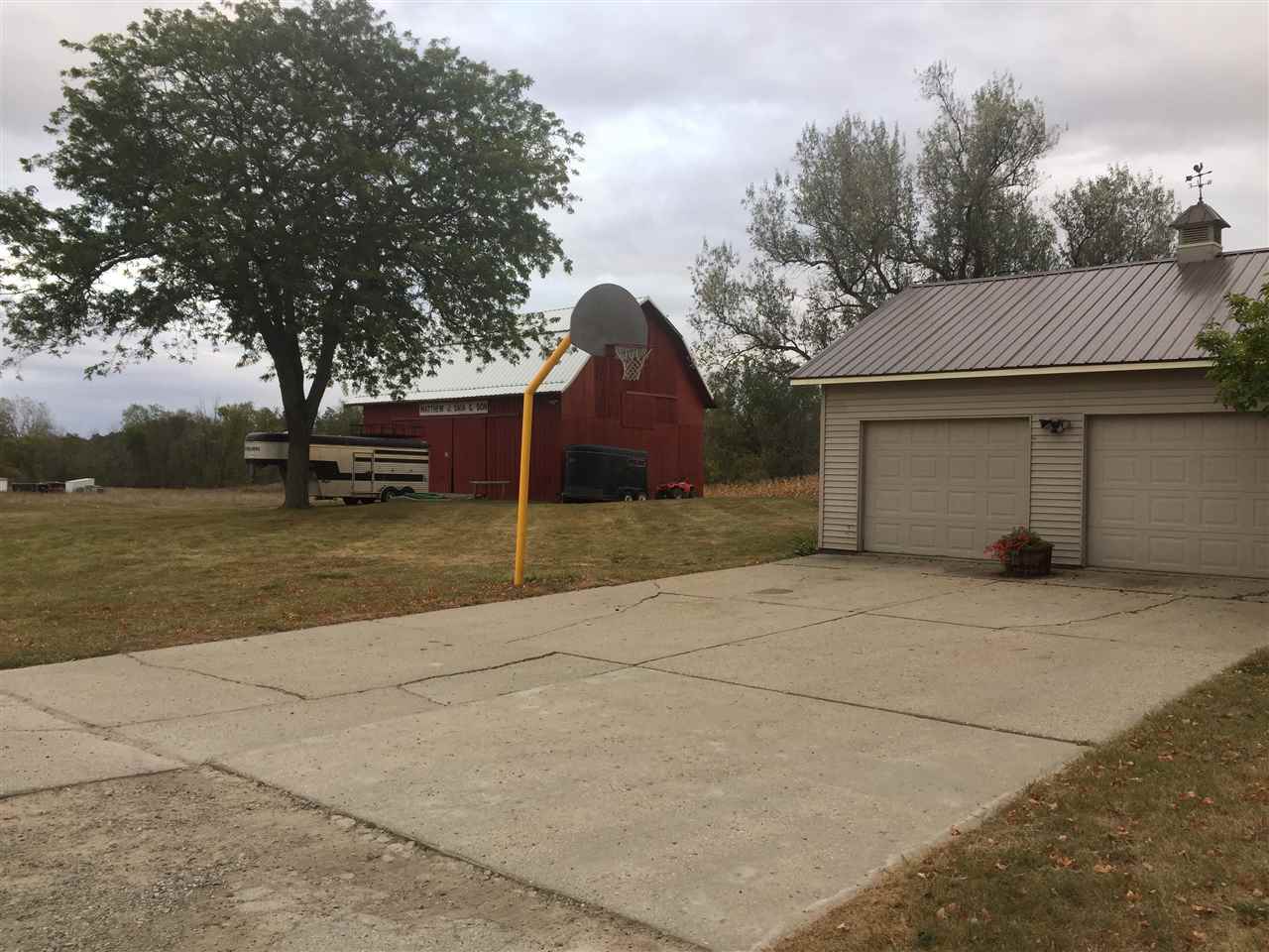 9175 West Pierce Road Sumner, MI 48889 - Photo 26 of 41 1839194-25.JPG