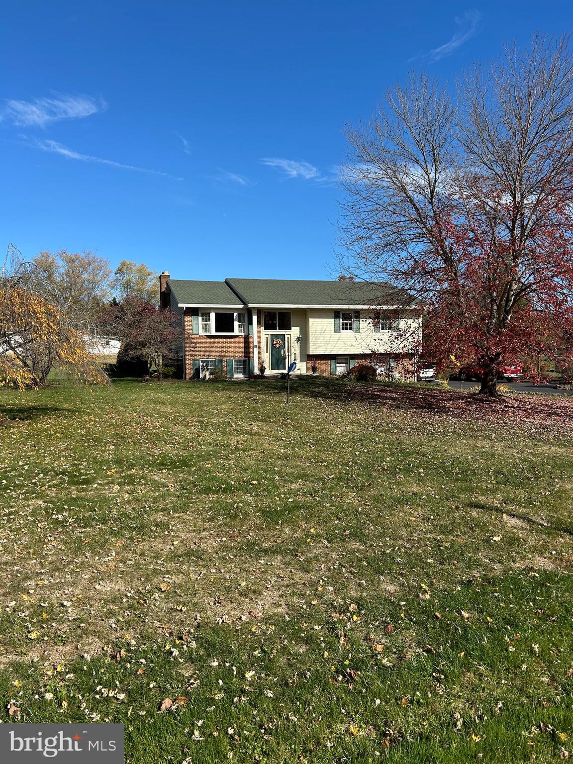 95 Table Rock Road Gettysburg, PA 17325 - Photo 3 of 31 a view of a house with a big yard
