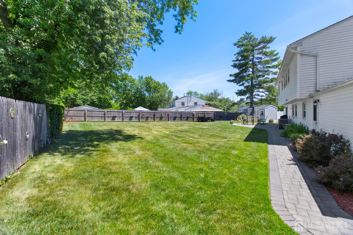 7 Vauxhall Road East Brunswick, NJ 08816 - Photo 35 of 38