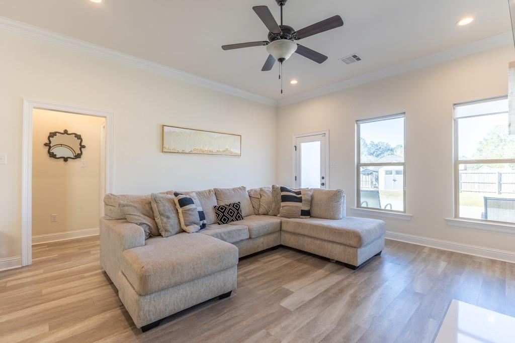 676 Ridgefield Drive Slidell, LA 70458 - Photo 13 of 31