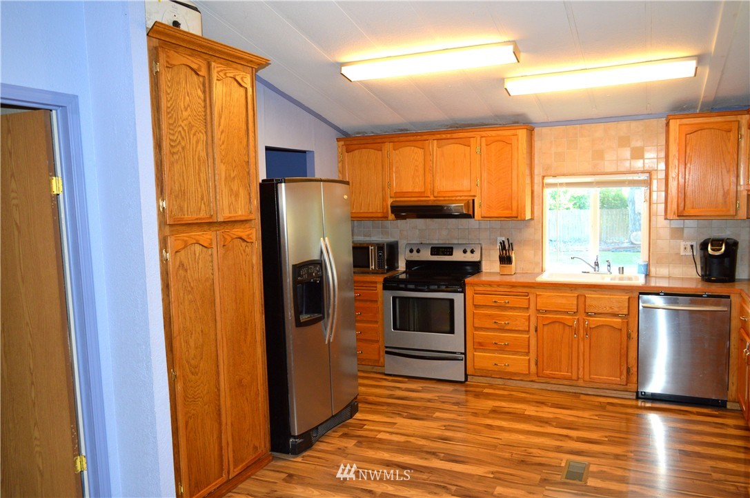 2524 113th Way Southwest Olympia, WA 98512 - Photo 7 of 23