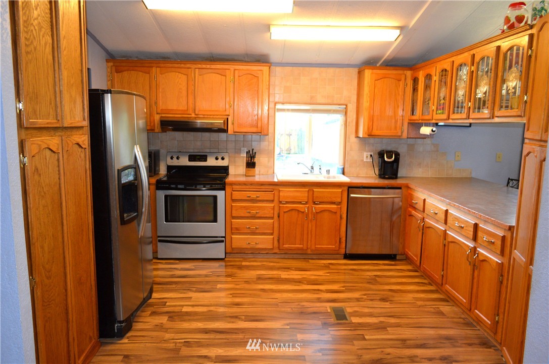 2524 113th Way Southwest Olympia, WA 98512 - Photo 9 of 23