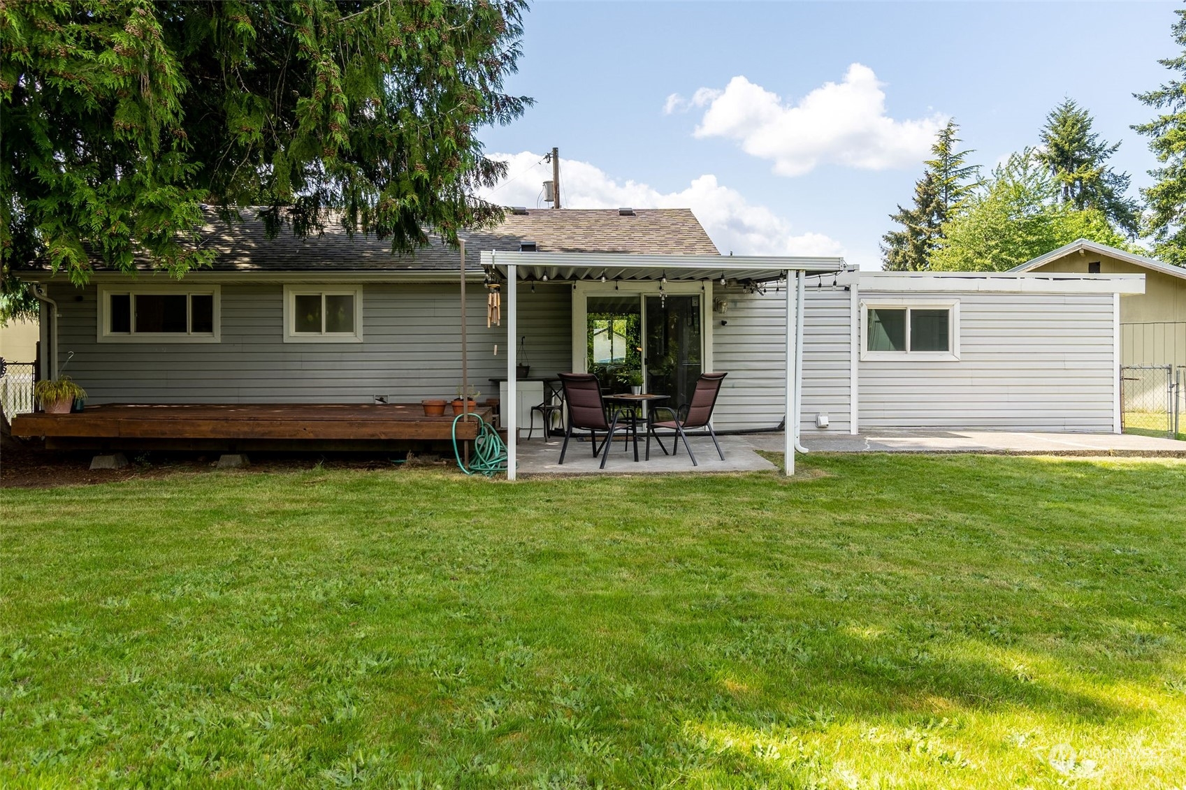 3819 Northeast 8th Court Renton, WA 98056 - Photo 15 of 20 Gallery Image 15