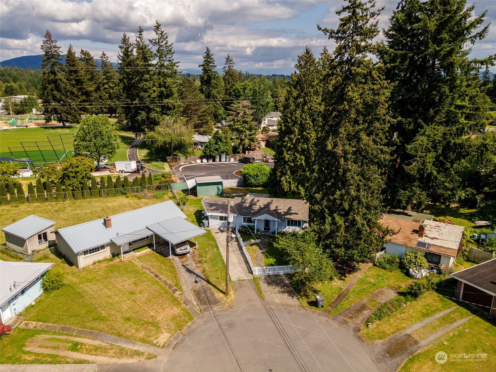 3819 Northeast 8th Court Renton, WA 98056 - Photo 18 of 20 Gallery Image 18