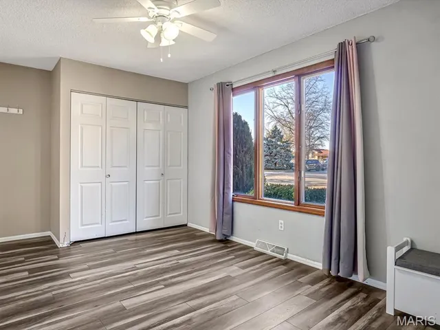 $320,000 | 312 Wedgewood Drive, Waterloo, IL 62298