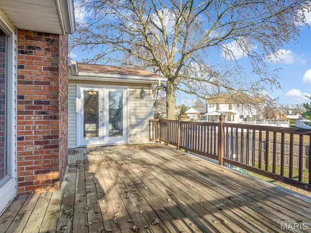 $320,000 | 312 Wedgewood Drive, Waterloo, IL 62298