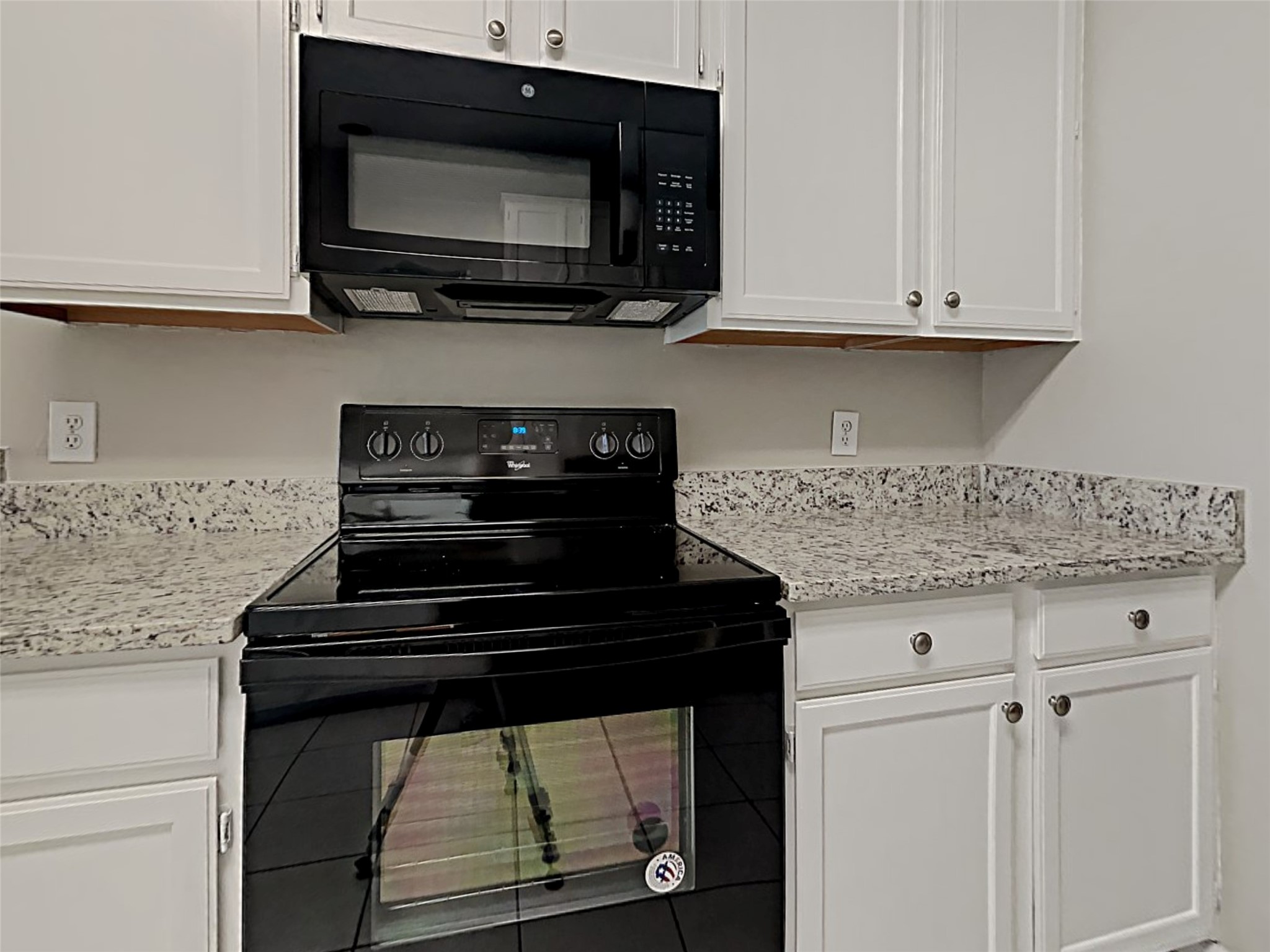 16102 Cutten Road Houston, TX 77070 - Photo 7 of 25 Gallery Image 7