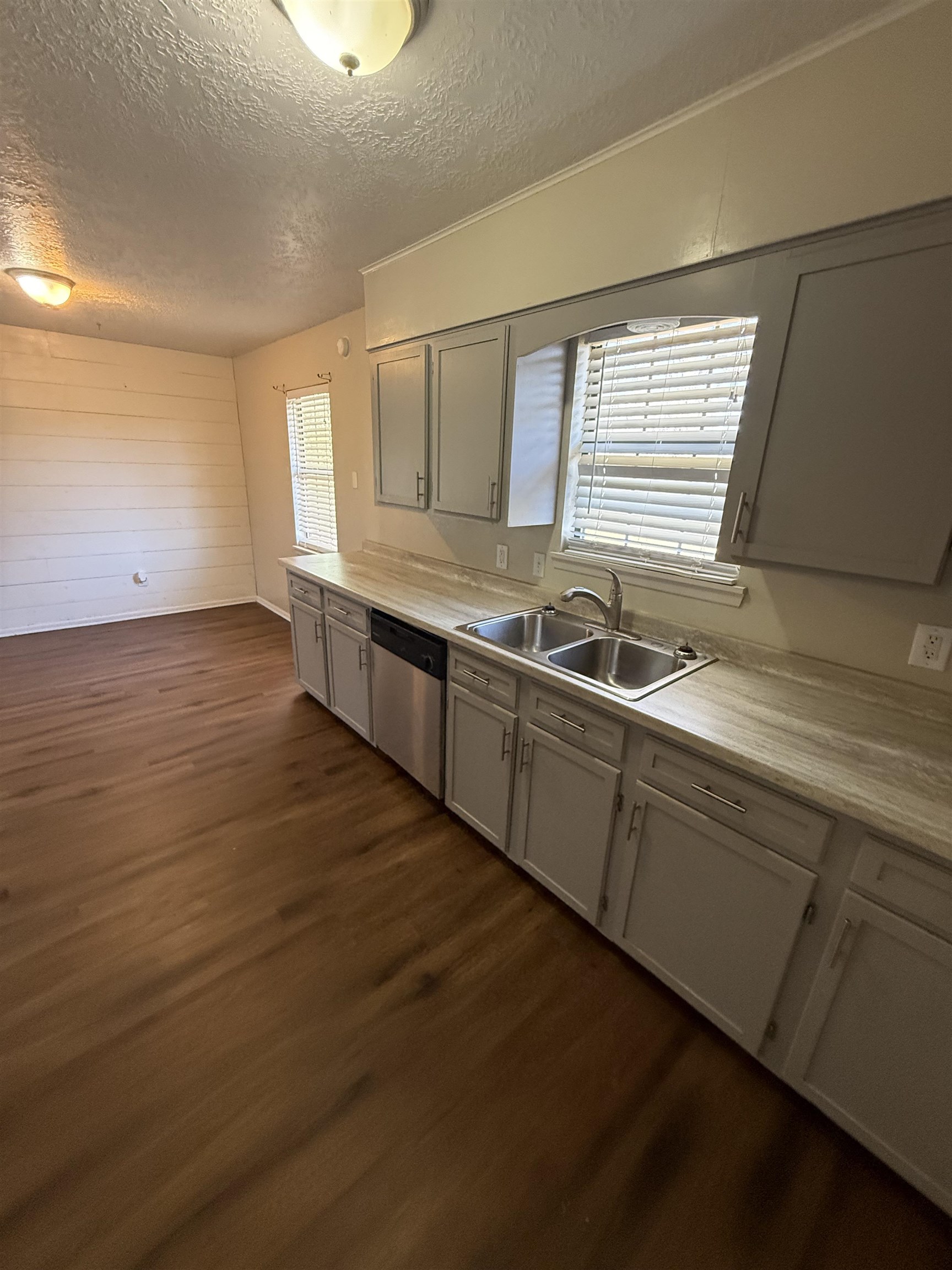 625 South 3rd Street Silsbee, TX 77656 - Photo 14 of 16