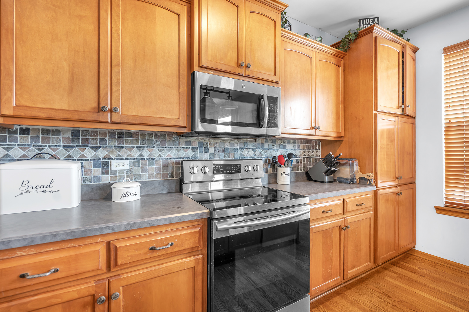 15484 Ridgefield Drive Manhattan, IL 60442 - Photo 9 of 39