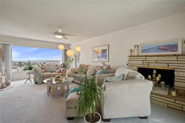 $950,000 | 1467 Le Grande Terrace, San Pedro, CA 90732