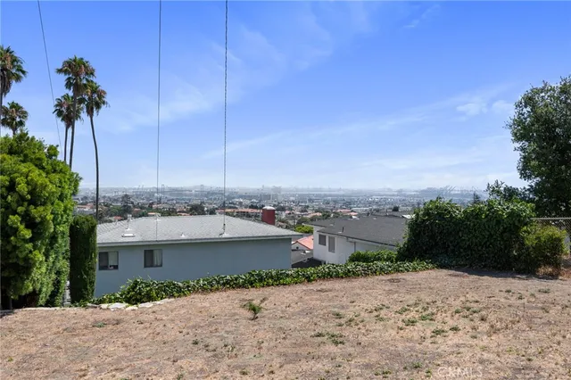 $950,000 | 1467 Le Grande Terrace, San Pedro, CA 90732