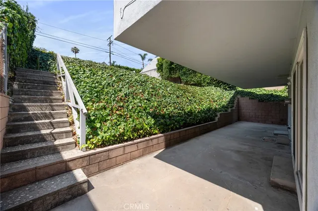 $950,000 | 1467 Le Grande Terrace, San Pedro, CA 90732