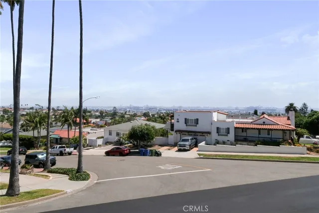 $950,000 | 1467 Le Grande Terrace, San Pedro, CA 90732