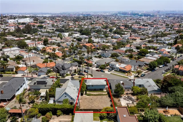 $950,000 | 1467 Le Grande Terrace, San Pedro, CA 90732