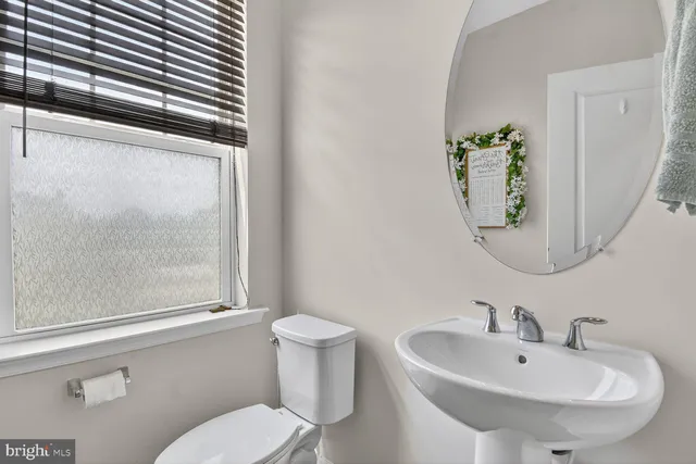 $460,000 | 2701 Pinebrook Road, Hyattsville, MD 20785