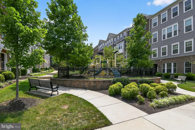 $460,000 | 2701 Pinebrook Road, Hyattsville, MD 20785