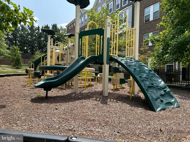 $460,000 | 2701 Pinebrook Road, Hyattsville, MD 20785