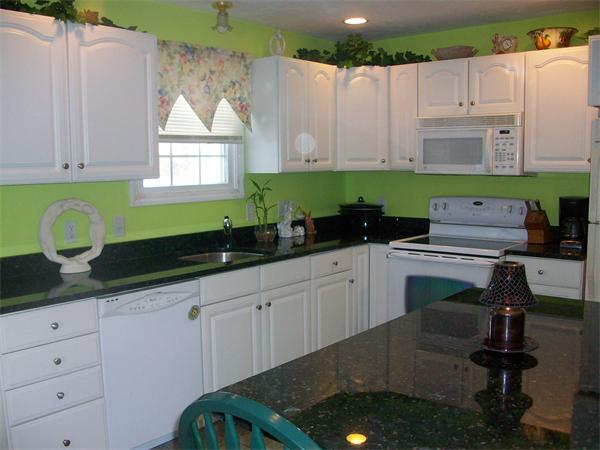 21 Rural Street Worcester, MA 01604 - Photo 4 of 7 Gallery Image 4