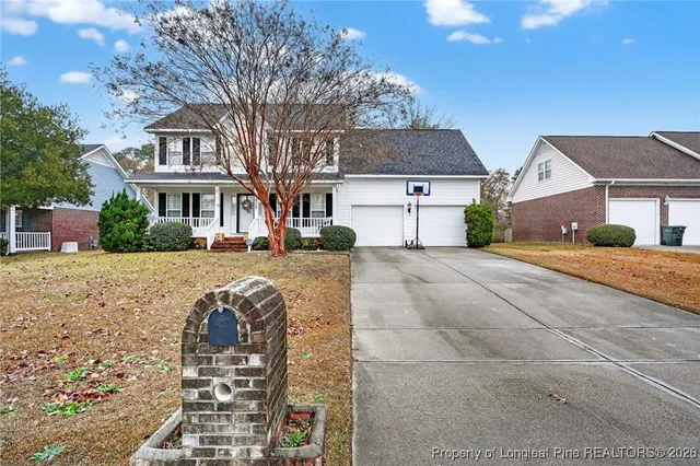$279,000 | 1932 Ashridge Drive, Fayetteville, NC 28304