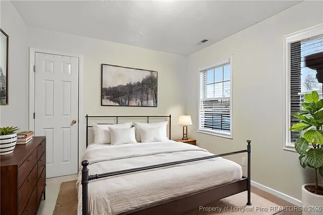 $279,000 | 1932 Ashridge Drive, Fayetteville, NC 28304