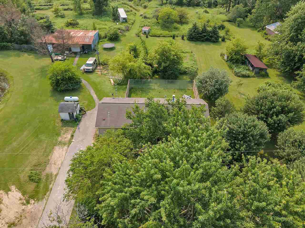 2579 Miller Road Allenton, MI 48002 - Photo 32 of 38 50049012-32.JPG