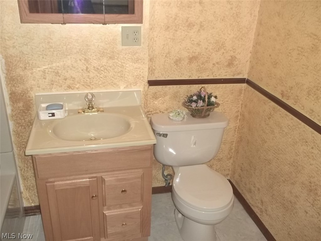 5509 Oak Point Road Lorain, OH 44053 - Photo 17 of 30 Gallery Image 17