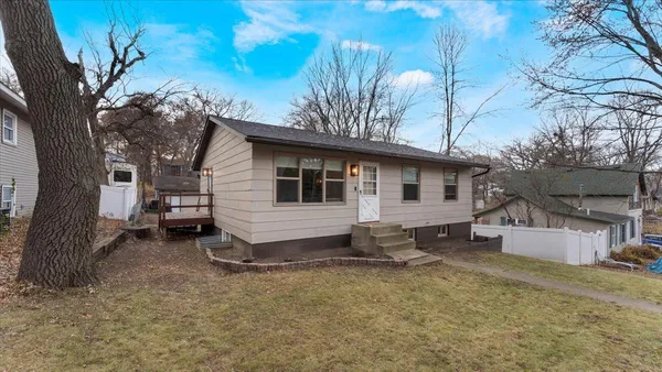 $250,000 | 1707 10th Avenue Southeast, St. Cloud, MN 56304
