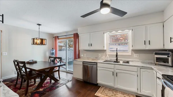 $250,000 | 1707 10th Avenue Southeast, St. Cloud, MN 56304