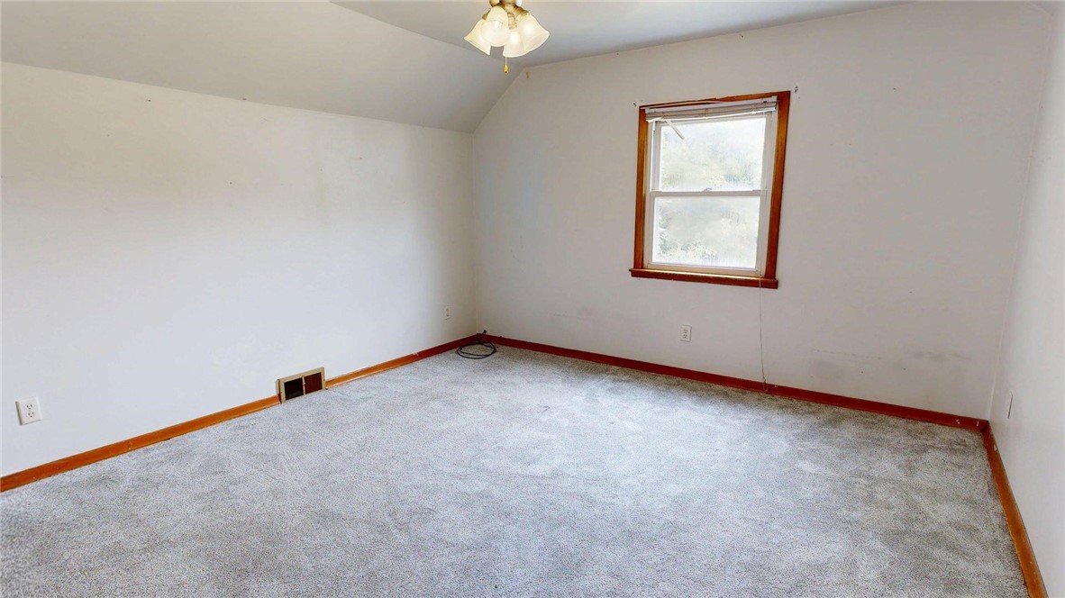 2209 West Center Street Decatur, IL 62526 - Photo 18 of 36