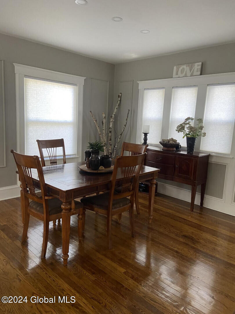 84 Whitehall Road Albany, NY 12209 - Photo 11 of 24 84WhitehallRd_48810_11