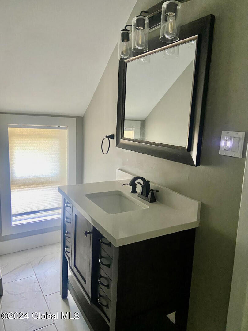 84 Whitehall Road Albany, NY 12209 - Photo 16 of 24 84WhitehallRd_48810_16