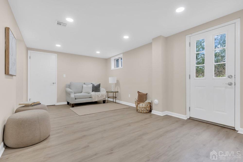 629 Raritan Road Cranford, NJ 07016 - Photo 25 of 36