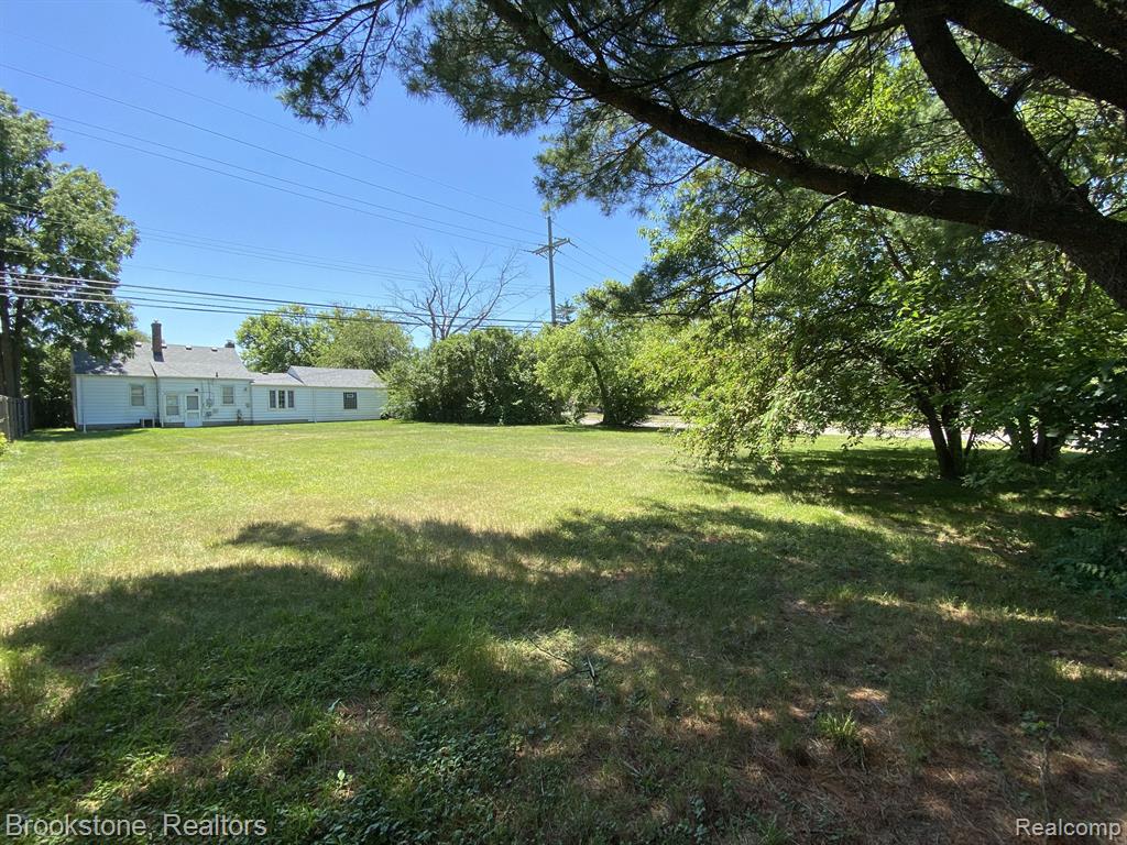 28720 West Seven Mile Road Livonia, MI 48152 - Photo 4 of 26