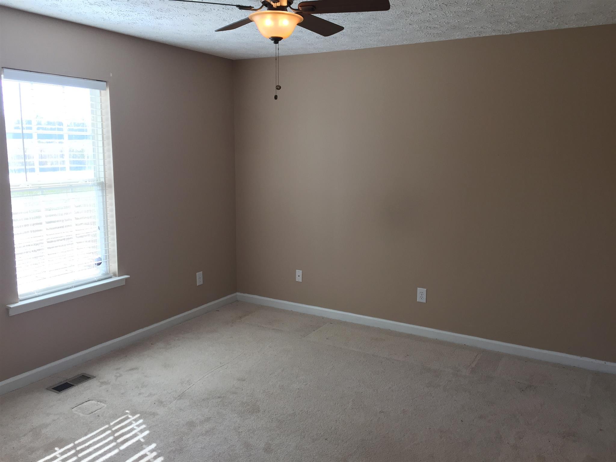 4003 Highship Road Murfreesboro, TN 37130 - Photo 8 of 14 Gallery Image 8