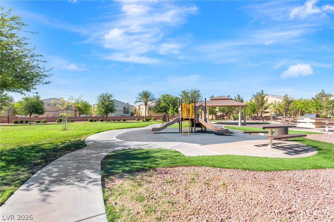 6317 Snap Ridge Street, Unit 101 North Las Vegas, NV 89081 - Photo 31 of 40 Community park.