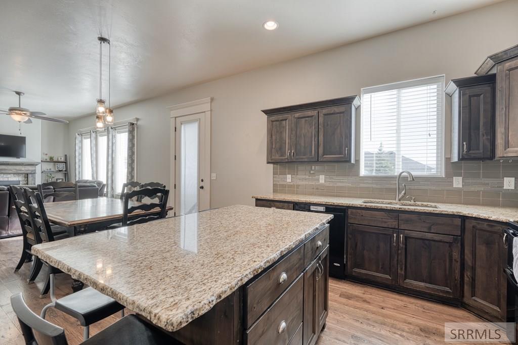 3918 Hazelwood Way Ammon, ID 83406 - Photo 13 of 46